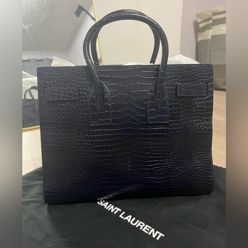 Saint Laurent Sac de Jour in Crocodile-Embossed Leather - Small - Picture 3 of 7